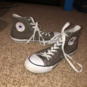 brown high top converse